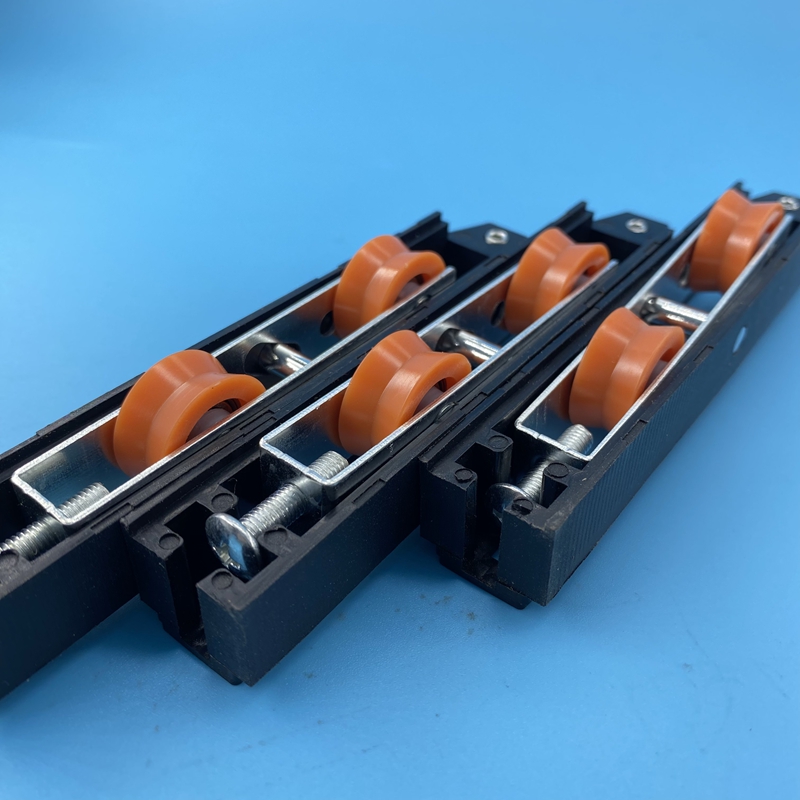 Черное нейлоновое красное двойное колесо