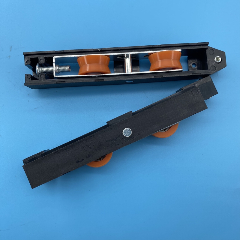 Черное нейлоновое красное двойное колесо